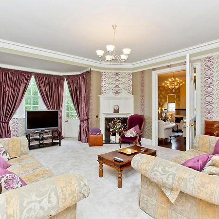 Luxury 3-Bedroom Apartment With Stunning Views At Ramsay Garden Edinburgh Buitenkant foto