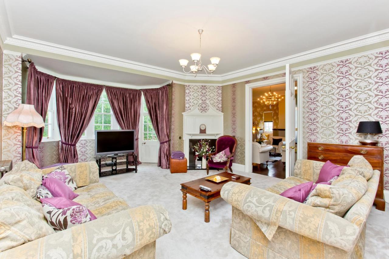 Luxury 3-Bedroom Apartment With Stunning Views At Ramsay Garden Edinburgh Buitenkant foto